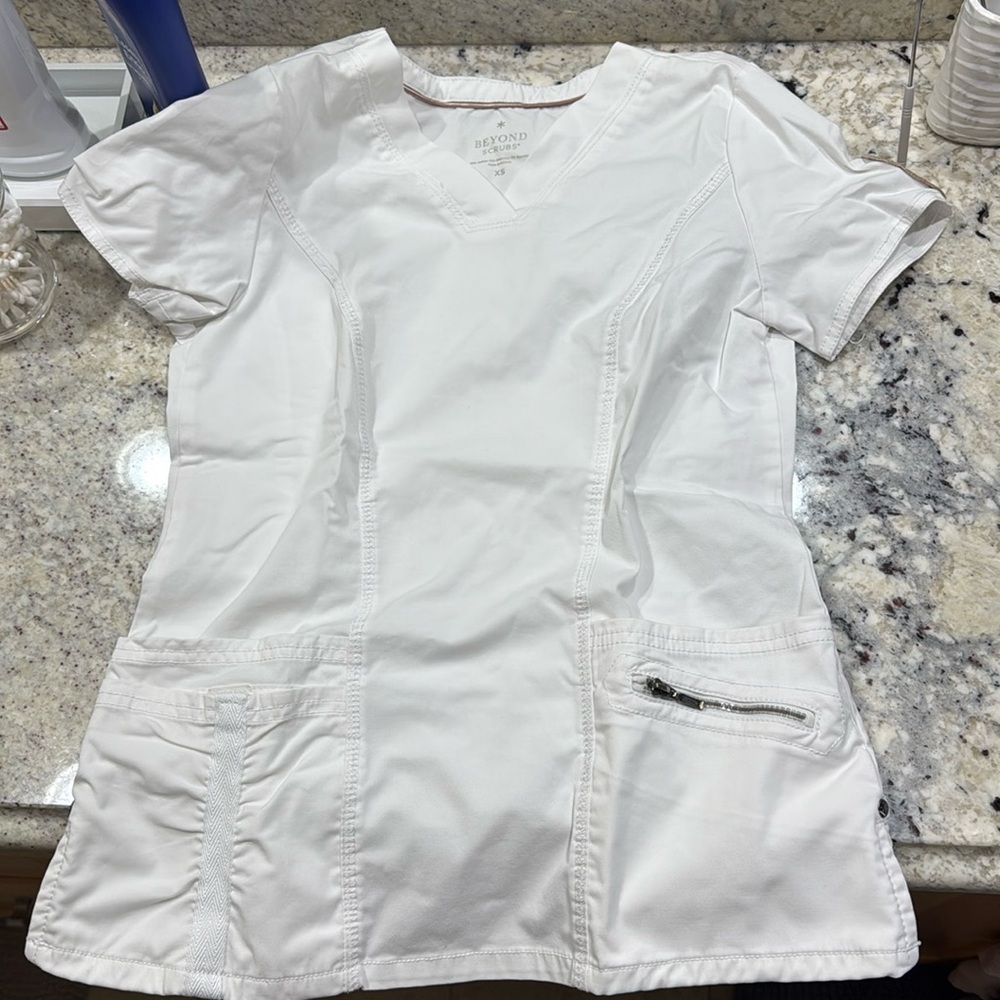 White beyond scubs scrub top